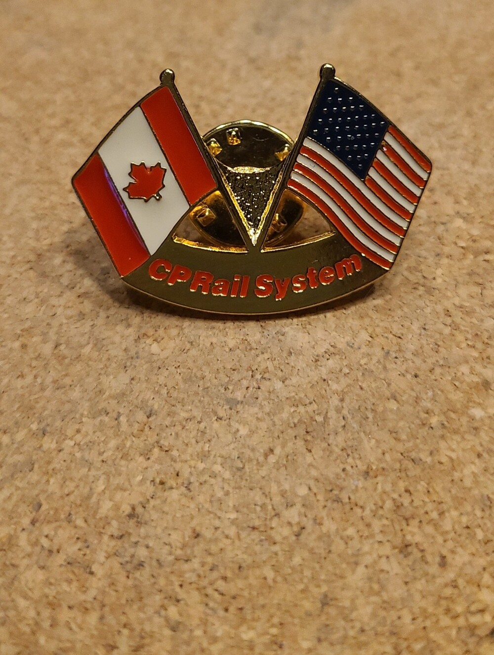 VTG CP Rail System – Lapel Pin (Canada & USA Flags)